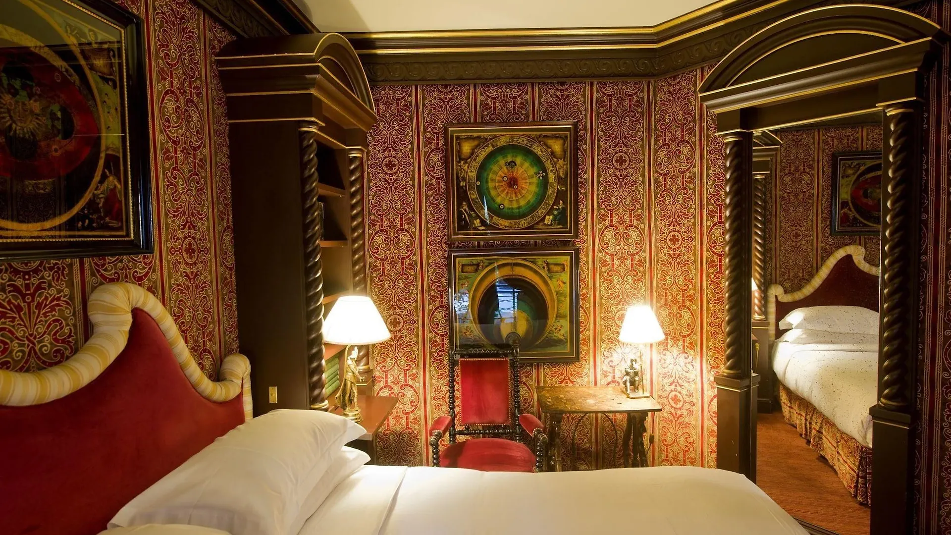 L'Hotel Paris Hotel