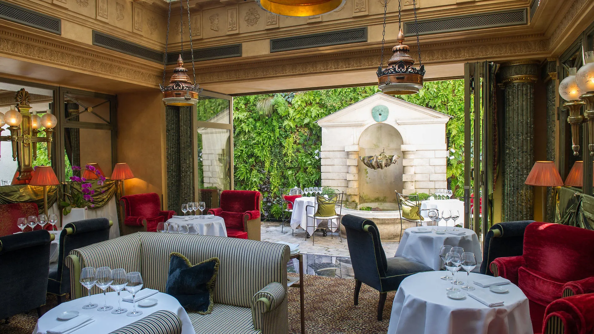 L'Hotel Paris