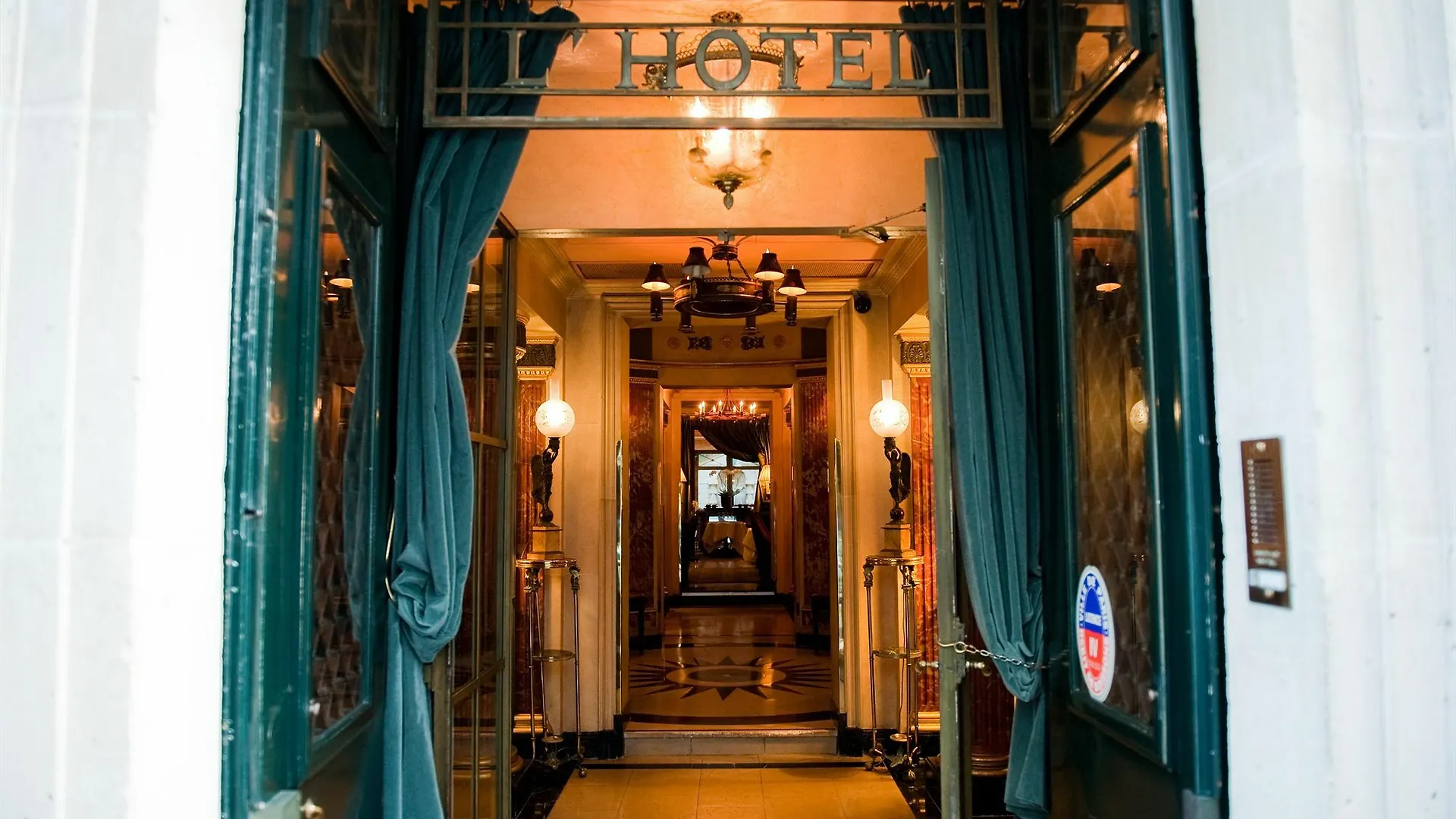 L'Hotel Paris Hotel